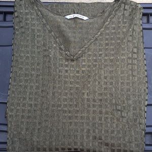 Women’s Nygard large top